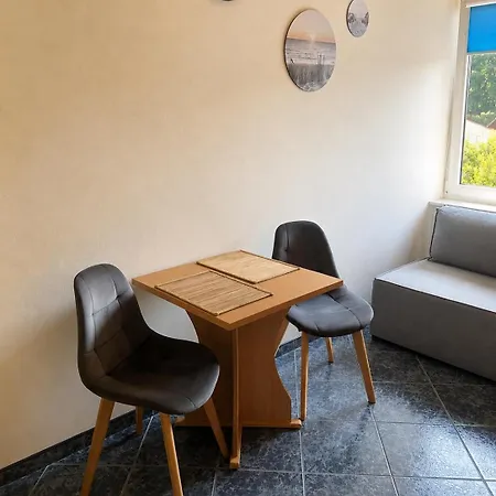 בית נופש Sloneczny W Lazach - 300 M Od Plazy, Ogrod, Grill, Parking
